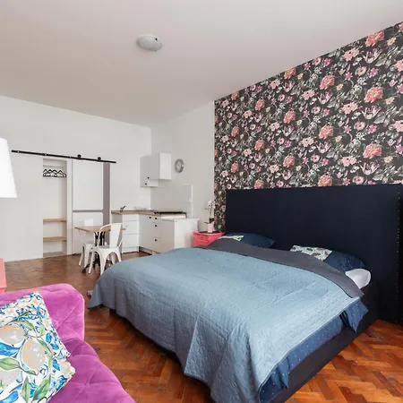 Appartamento Cozy By Charles Square